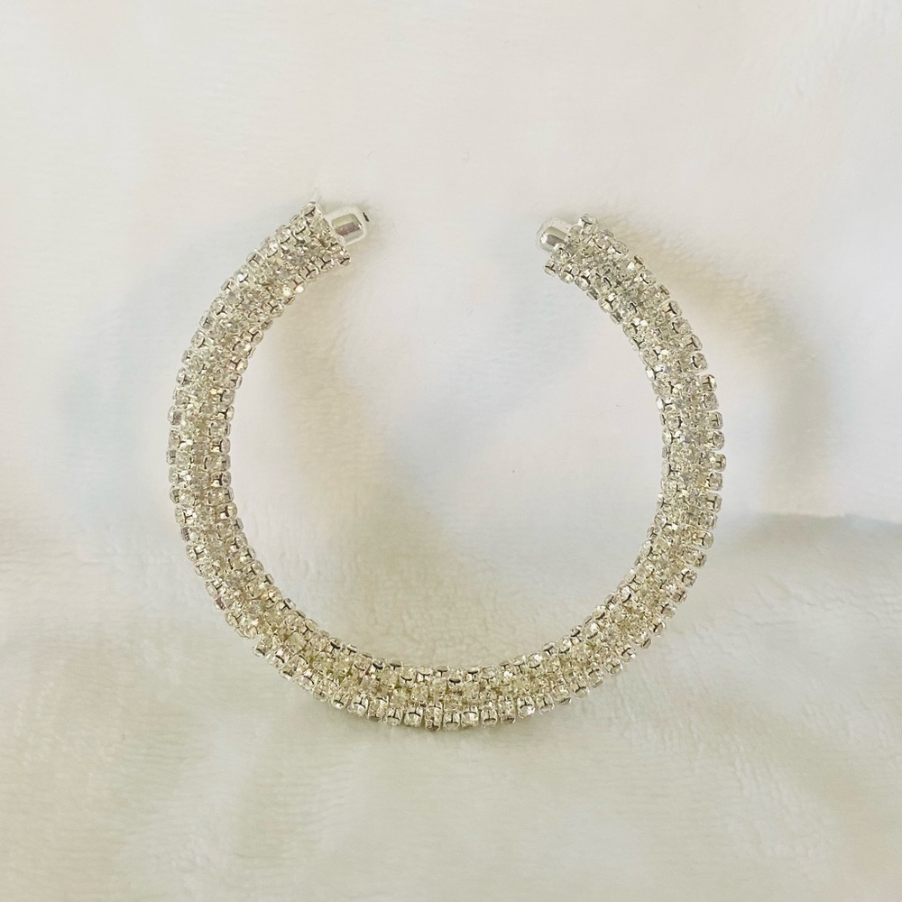 💎Host Pick💎 Rhinestone Cuff Bracelet - Picture 4 of 4